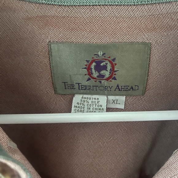 The Territory Ahead Mens Casual Button Down Shirt Size XL Red Long Sleeve - Picture 2 of 7